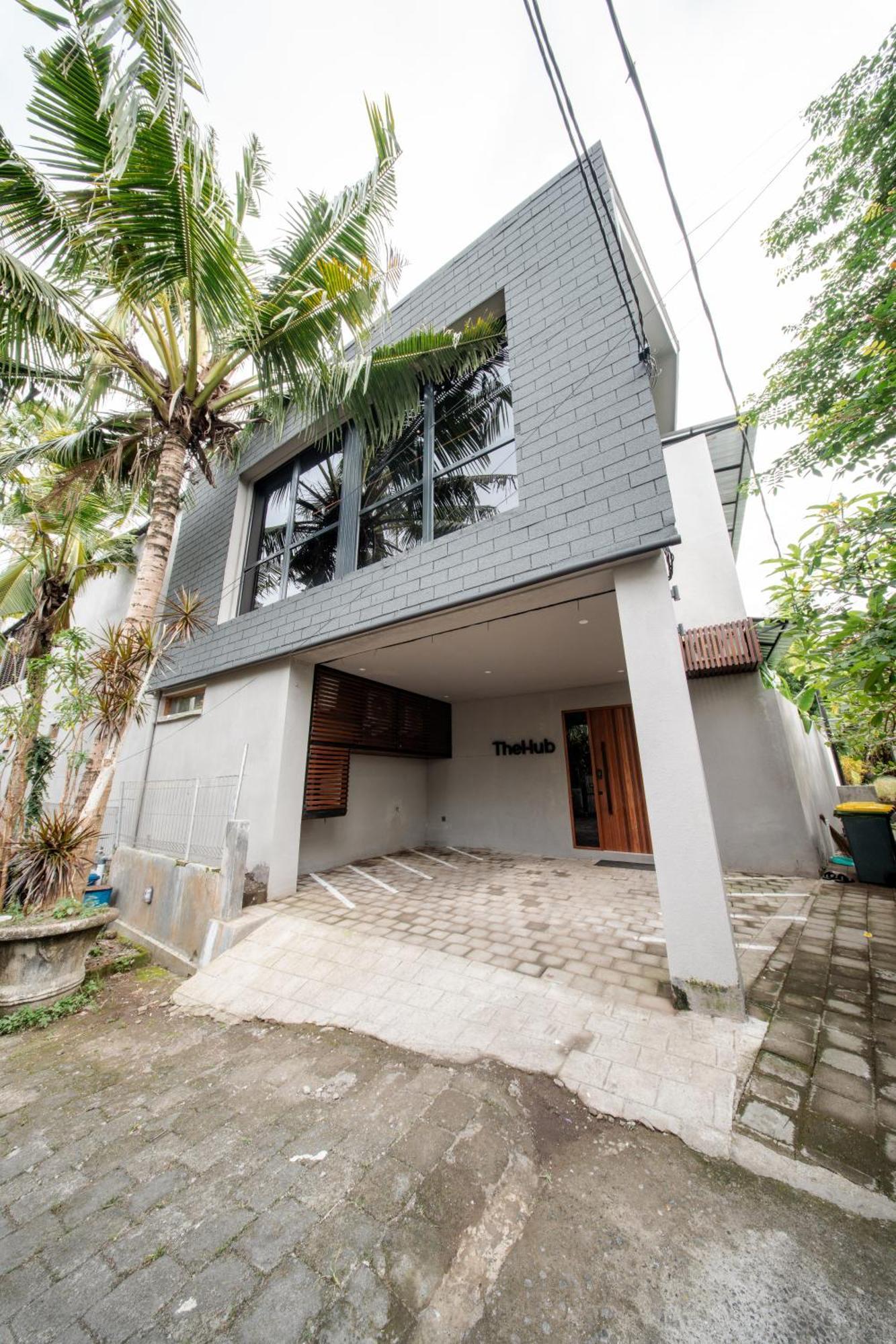 Thehub Pererenan Coworking, Pool And Rooftop Canggu  Exterior photo
